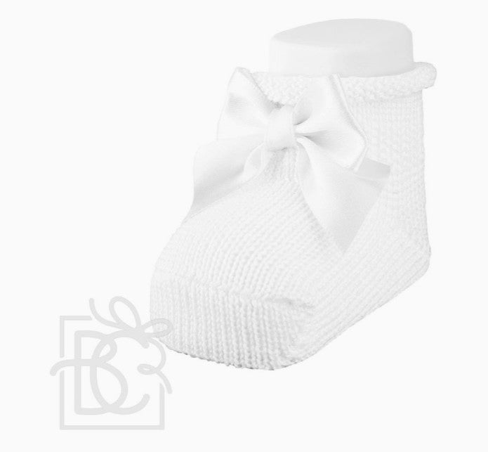 White Newborn Scottish Yarn Socks with Bow